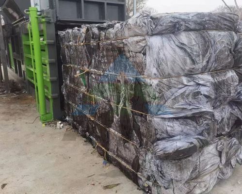 Papel de desecho y ropa vieja Máquina de empapelado hidráulica con compresión de cartón de bebidas