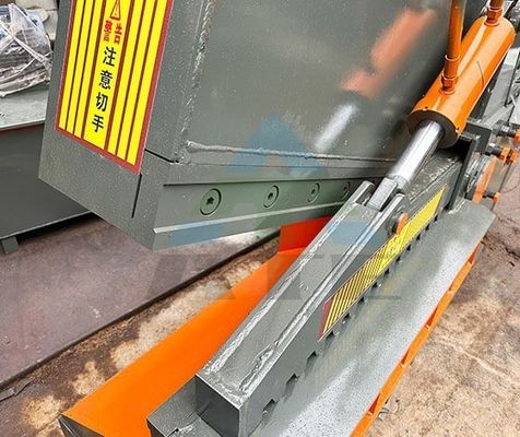 Trabajos de construcción 20T Guillotina Cisa de cocodrilo para cortar chatarra de metal de acero al carbono