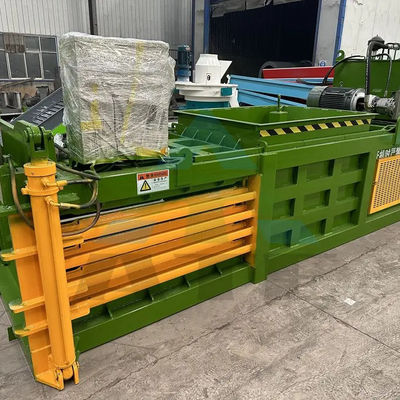 Compactor de cartón horizontal para embalajes de compresión