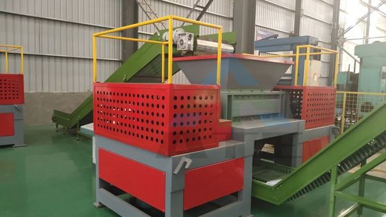 Trituradora para desechos de cartón de plástico Libro de papel y desechos de automóviles Línea de trituración de acero y metal