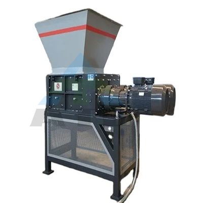 Capacidad de producción máxima 17000 kg/h Trituradora de cuatro ejes para palets en barril de embalaje