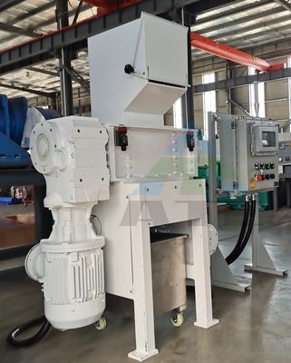 800 Modelo Cuatro ejes neumático caucho madera máquina de reciclaje funcional residuos de plástico triturador
