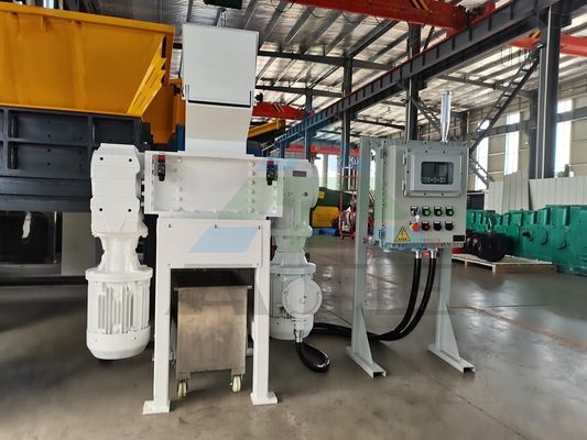 Máquina de trituración de cuatro ejes para vidrio de desechos frigorífico paleta botella para mascotas tambor metal plástico película de botella de madera