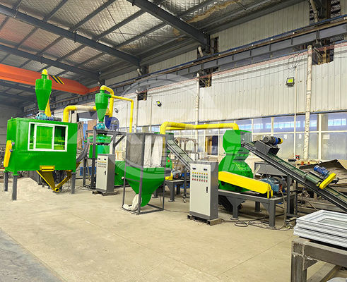 Máquina de reciclaje de desechos de paneles solares para la trituración, trituración y clasificación de desechos de células fotovoltaicas