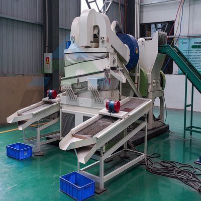 Después de servicio mantenimiento en el campo máquina de reciclaje de alambre de cobre seco para industria