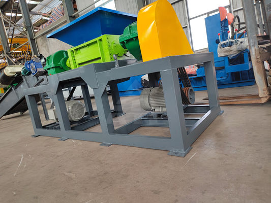 Trituradora de doble eje para reciclar cajas de cartón botellas de plástico y chatarra de metal