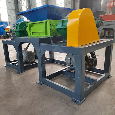 Máquina de trituración de doble eje para desechos de botellas de plástico, metales y cartón