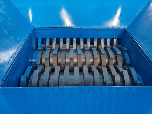 Máquina de trituración de doble eje para desechos de botellas de plástico, metales y cartón