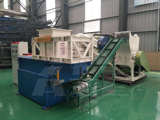 300-500 kg/h Capacidad de producción Mini trituradora de cartón plástico de caucho de eje único