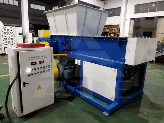 Trituradora de plástico de diseño de eje único para reciclar materiales de madera y cartón