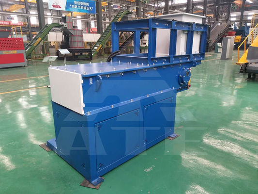 2850 kg de un solo eje de desechos de cartón triturador para madera de plástico metal en la India ventaja