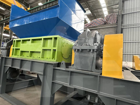 PS Tipo de plástico de doble eje de diseño de desecho de metal de plástico de vidrio botella trituradora de máquina