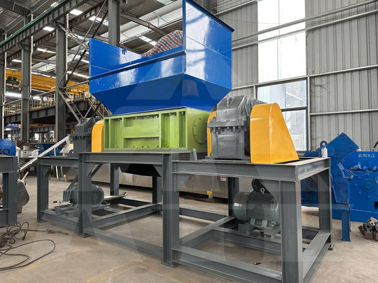 Máquina de trituración multifuncional para el manejo de residuos de plástico y vidrio en hoteles