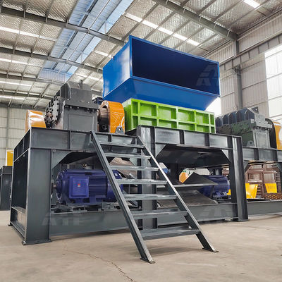 Máquina de trituración de plástico de doble eje para reciclaje en trituradora de plástico residual